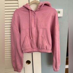 Alo 1/4 zip crop sweatshirt